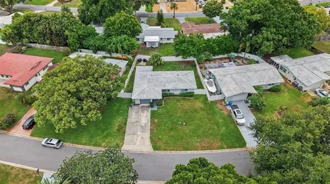 2334 Tudor Lane Clearwater FL 33763