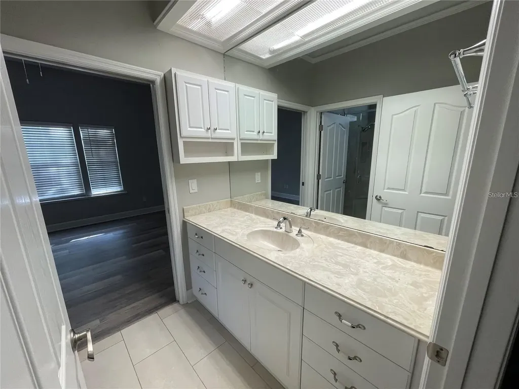 4072 NW 37th Terrace Gainesville FL 32606