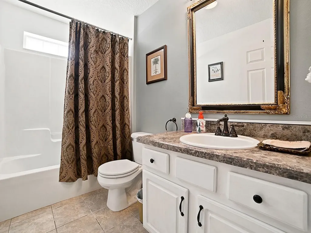 830 Old Oaks Lane Leesburg FL 34748