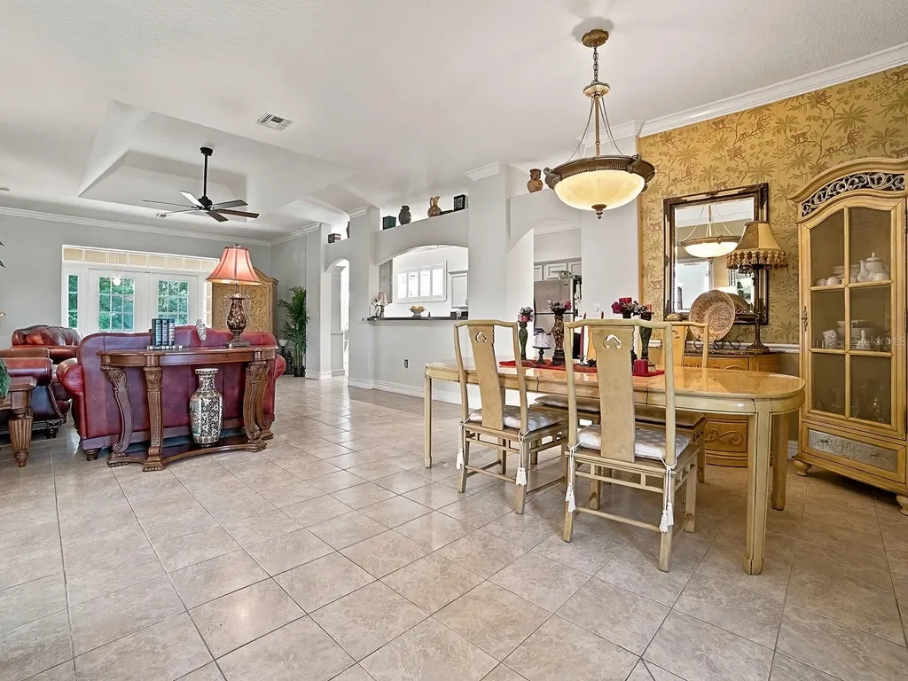 830 Old Oaks Lane Leesburg FL 34748