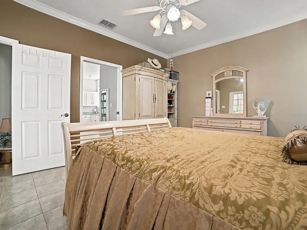 830 Old Oaks Lane Leesburg FL 34748