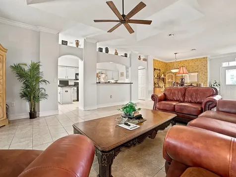 830 Old Oaks Lane Leesburg FL 34748