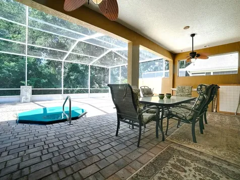 830 Old Oaks Lane Leesburg FL 34748