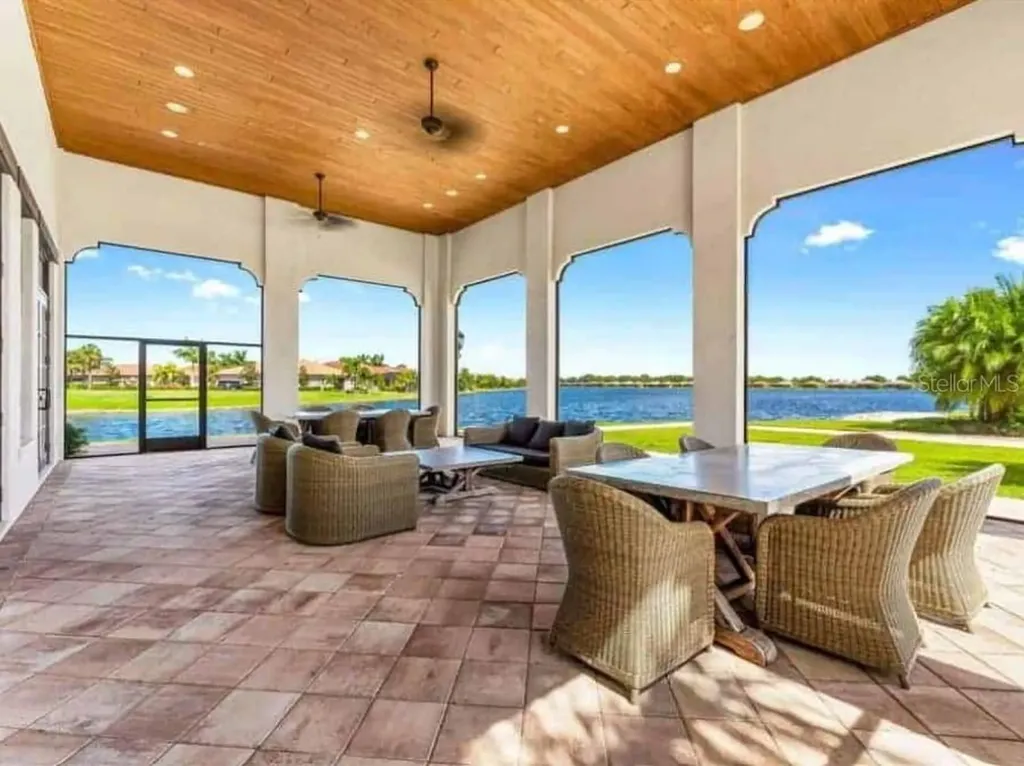 288 Toscavilla Boulevard Nokomis FL 34275