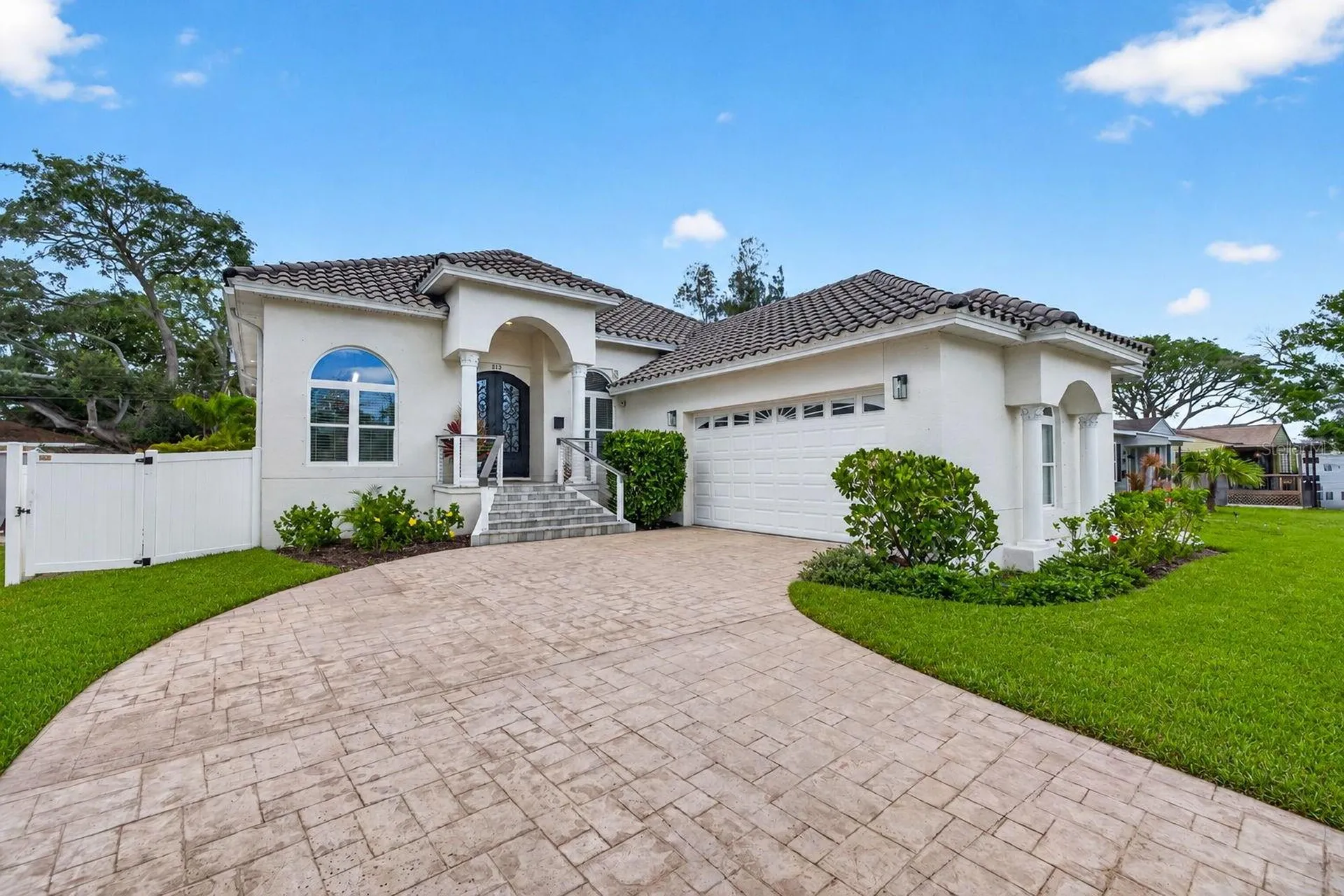 815 59th Avenue NE St Petersburg FL 33703