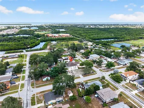 815 59th Avenue NE St Petersburg FL 33703