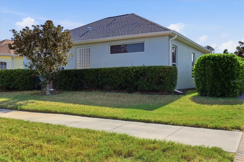 586 Eden Drive Englewood FL 34223