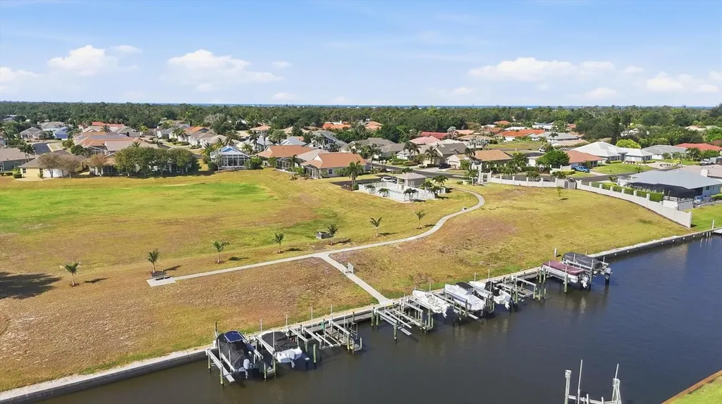 586 Eden Drive Englewood FL 34223