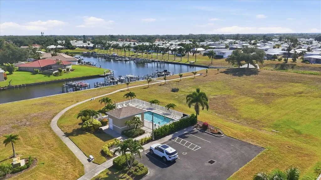 586 Eden Drive Englewood FL 34223