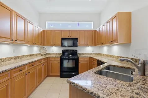 586 Eden Drive Englewood FL 34223