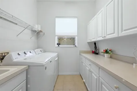 586 Eden Drive Englewood FL 34223
