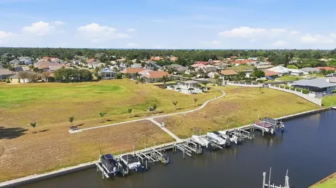 586 Eden Drive Englewood FL 34223