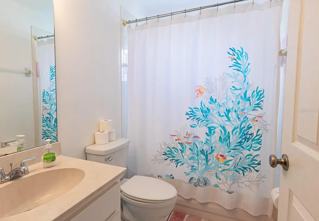 906 Wee Burn Place Sarasota FL 34243