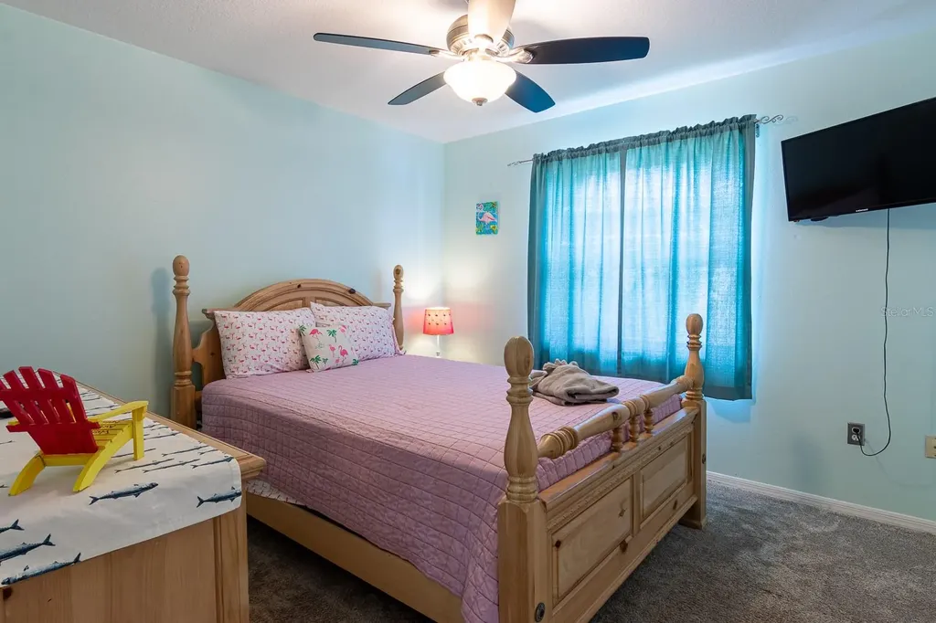 906 Wee Burn Place Sarasota FL 34243