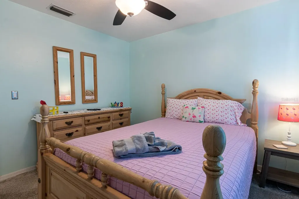 906 Wee Burn Place Sarasota FL 34243