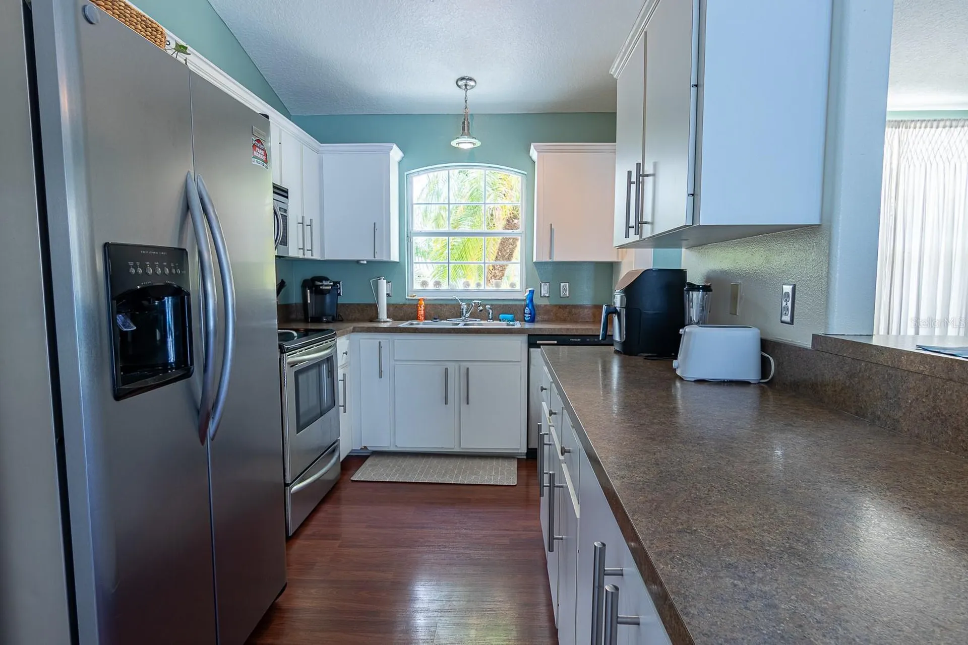 906 Wee Burn Place Sarasota FL 34243