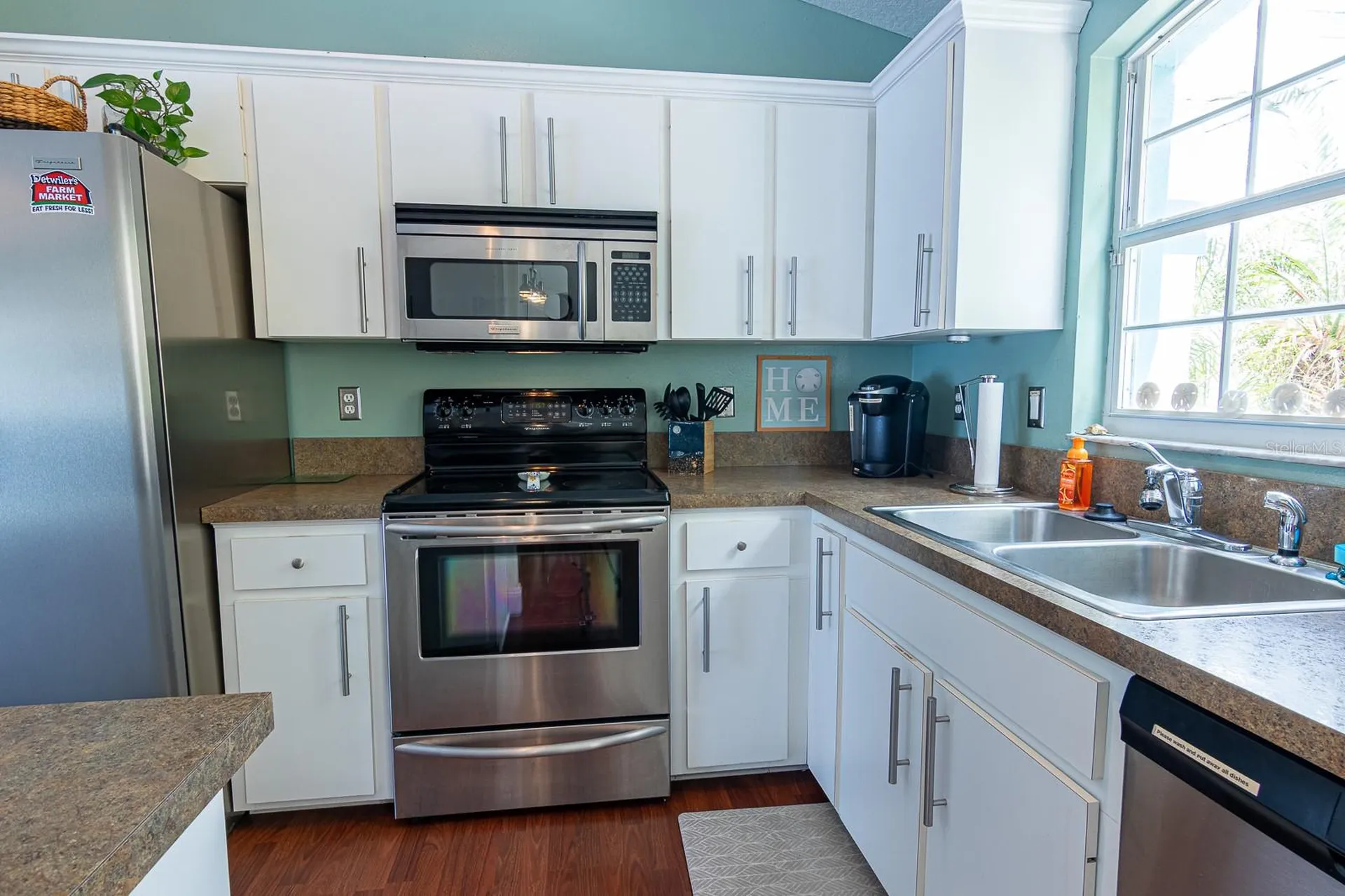 906 Wee Burn Place Sarasota FL 34243