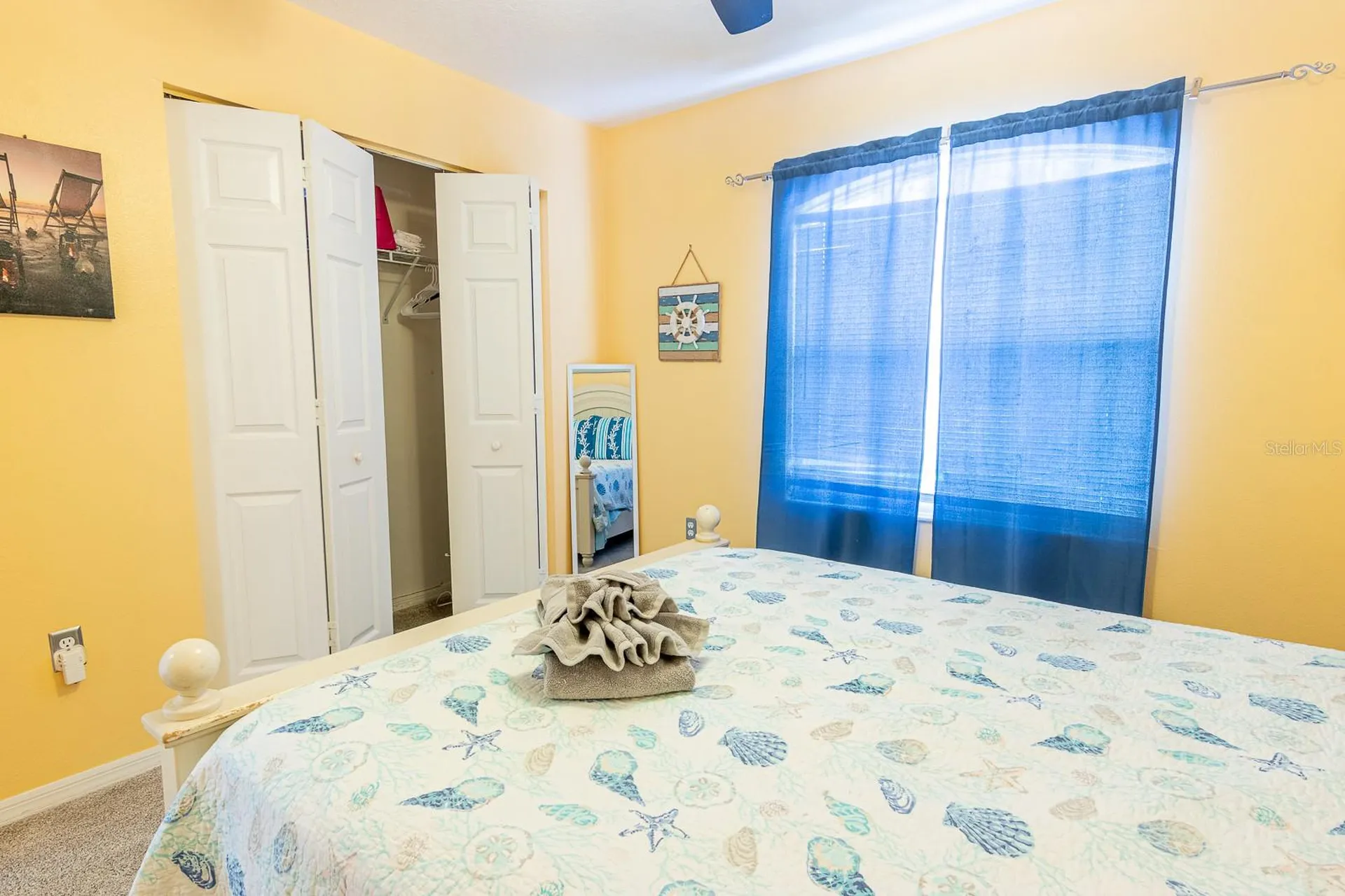 906 Wee Burn Place Sarasota FL 34243