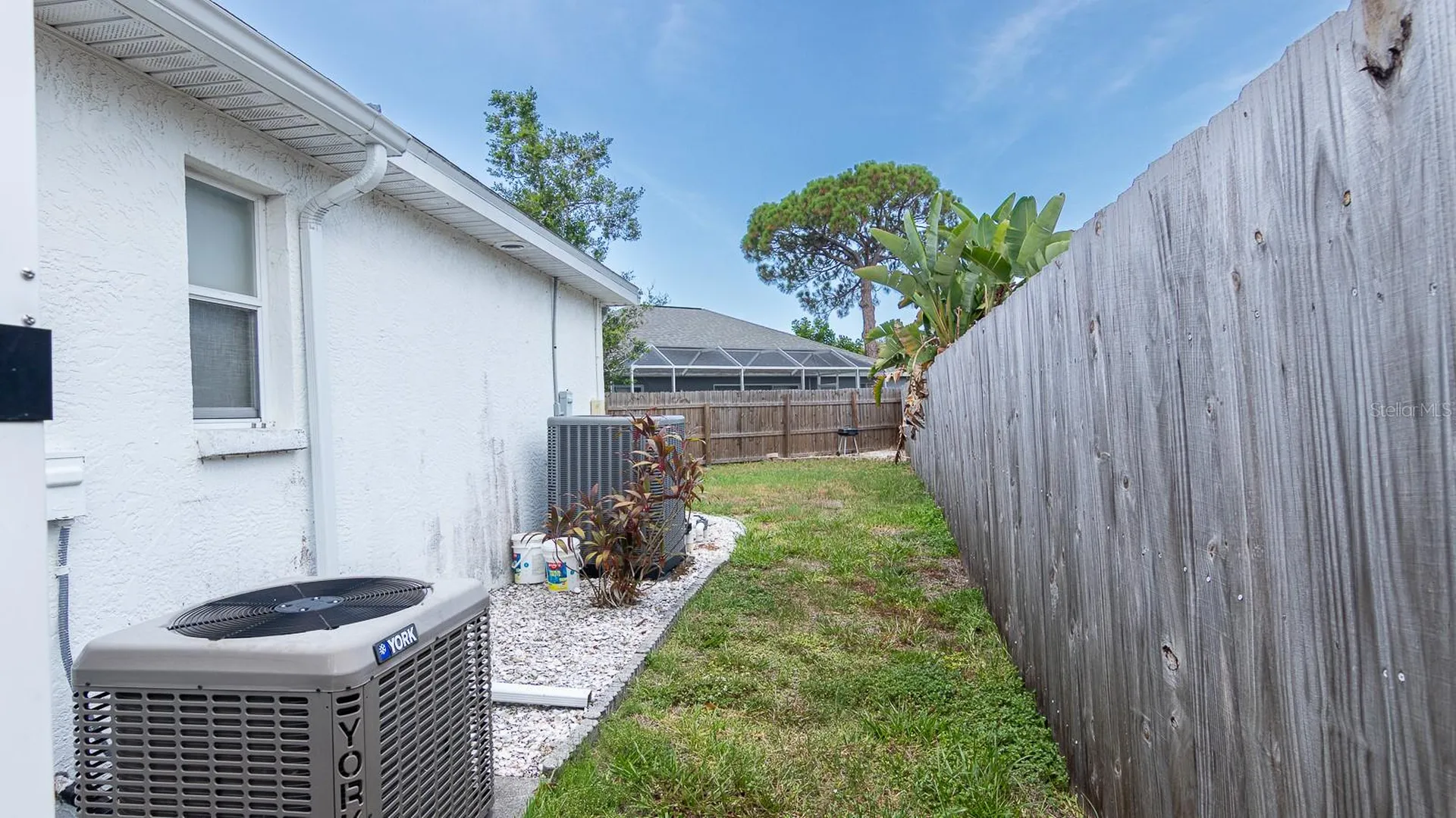 906 Wee Burn Place Sarasota FL 34243