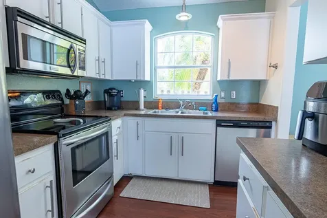 906 Wee Burn Place Sarasota FL 34243