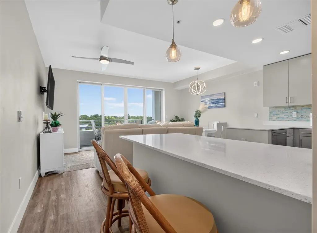 1709 N Tamiami Trail Sarasota FL 34234