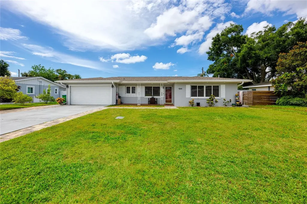 1833 Hunt Lane Clearwater FL 33764