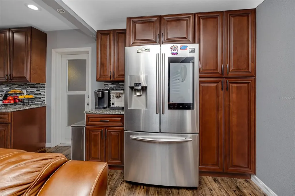 1833 Hunt Lane Clearwater FL 33764