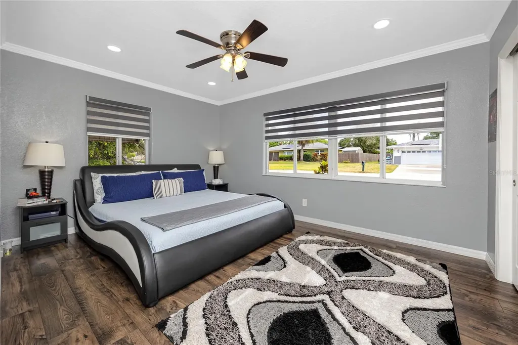 1833 Hunt Lane Clearwater FL 33764