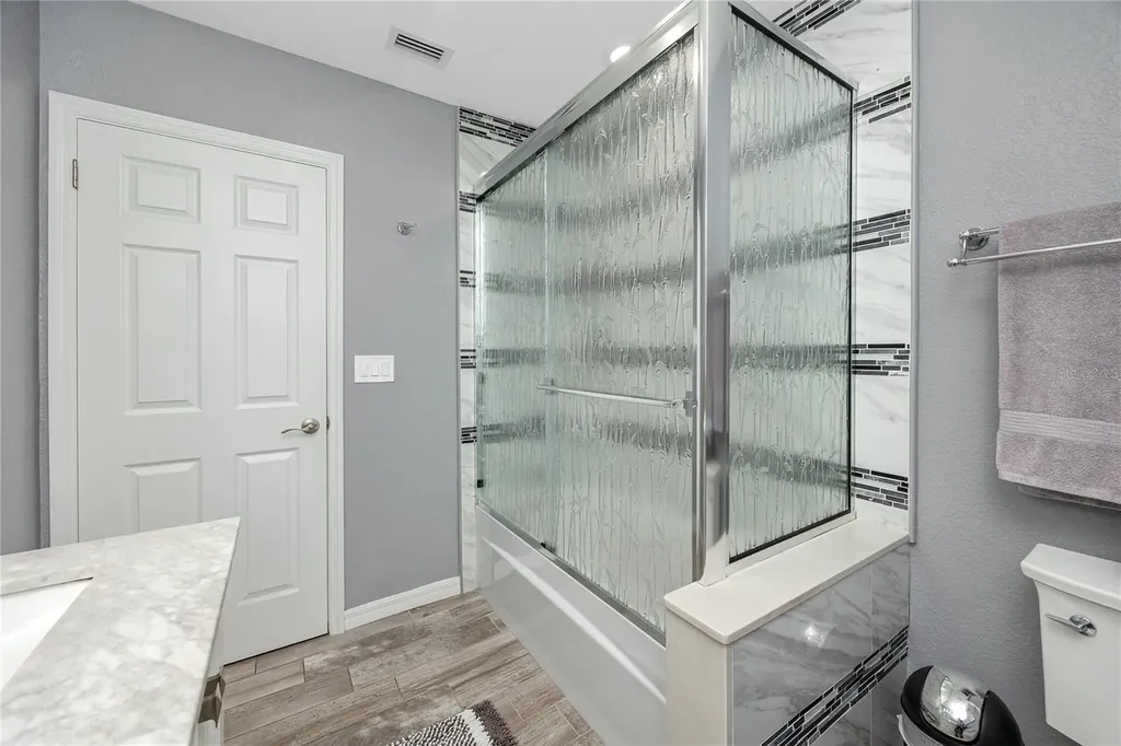 1833 Hunt Lane Clearwater FL 33764
