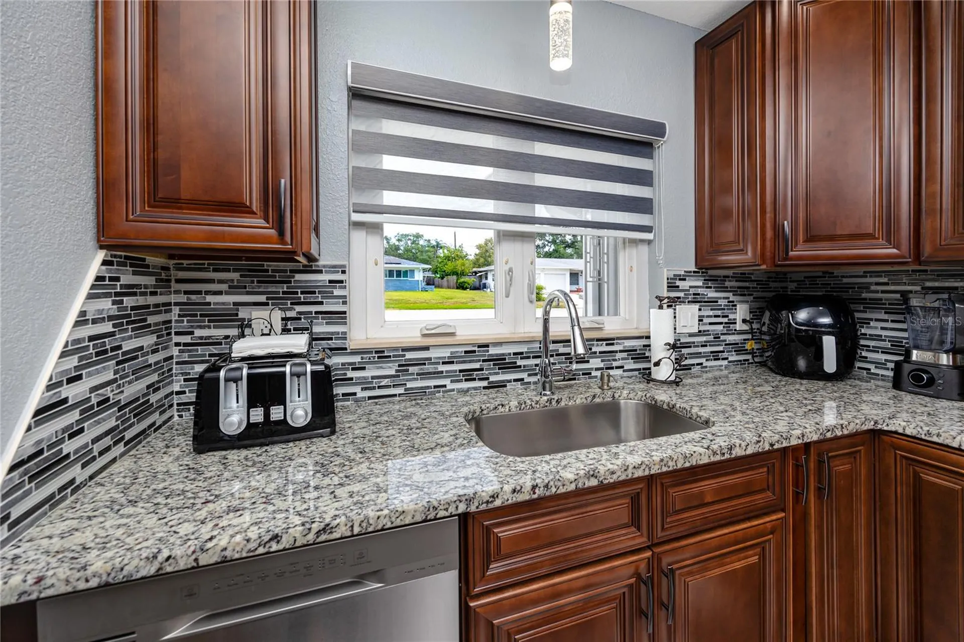1833 Hunt Lane Clearwater FL 33764