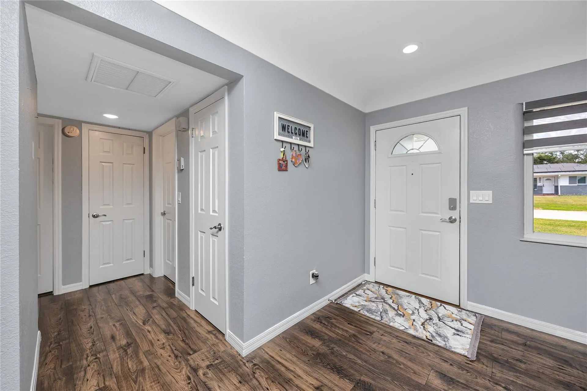 1833 Hunt Lane Clearwater FL 33764