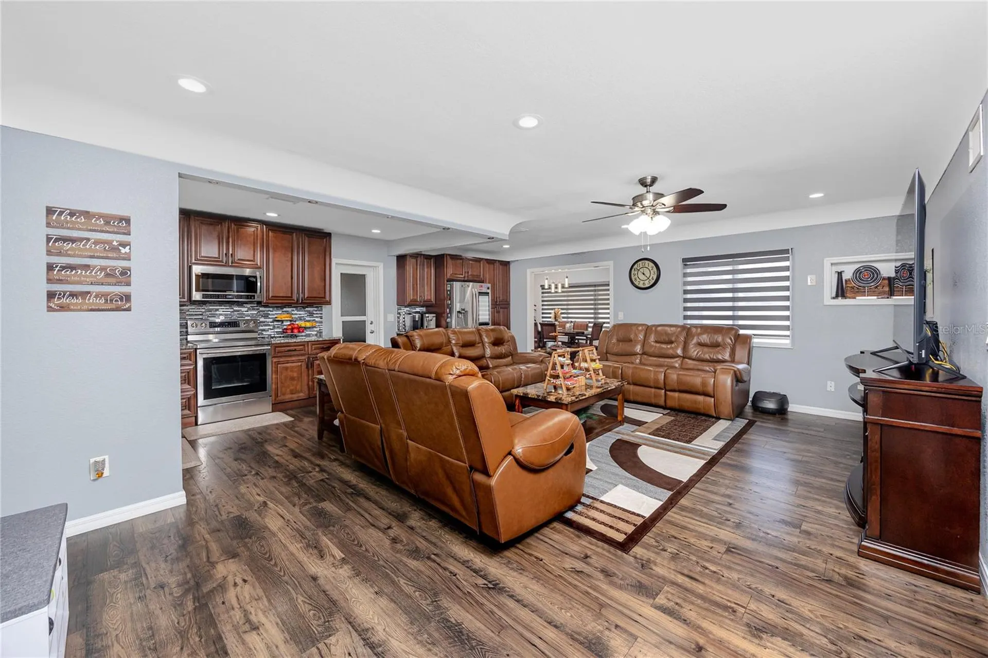1833 Hunt Lane Clearwater FL 33764