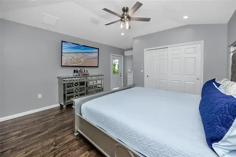 1833 Hunt Lane Clearwater FL 33764