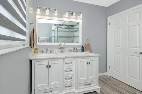 1833 Hunt Lane Clearwater FL 33764