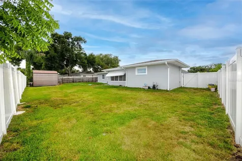 1833 Hunt Lane Clearwater FL 33764