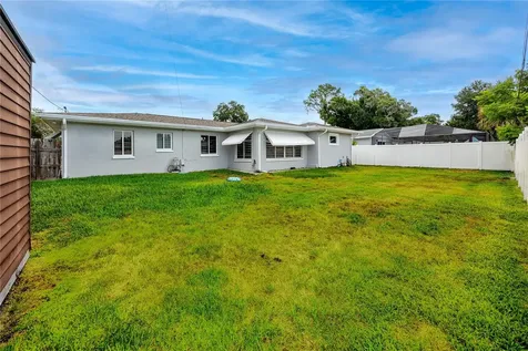 1833 Hunt Lane Clearwater FL 33764