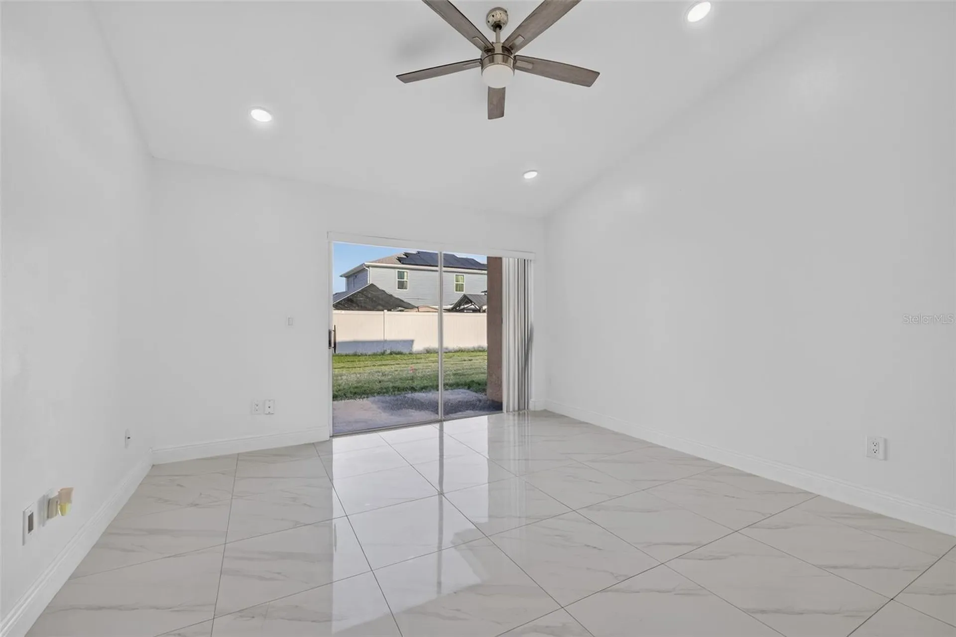 3128 Sandy Shore Lane Kissimmee FL 34743