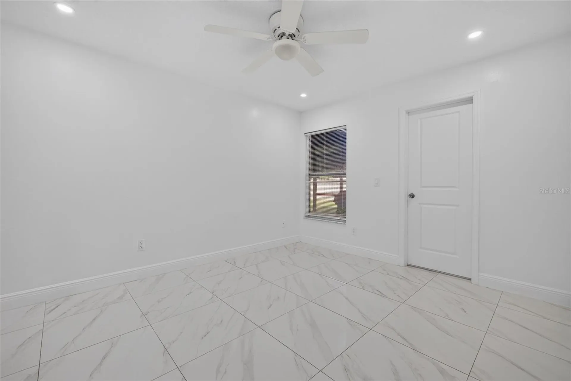 3128 Sandy Shore Lane Kissimmee FL 34743