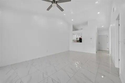 3128 Sandy Shore Lane Kissimmee FL 34743