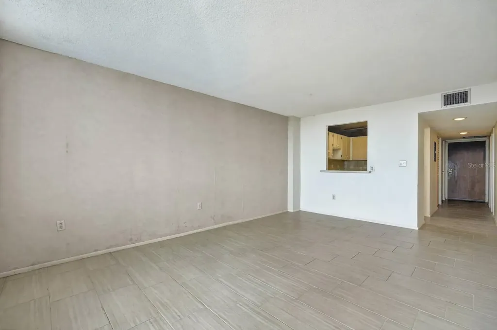 925 N Halifax Avenue Daytona Beach FL 32118