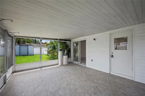 405 N Hawthorn Circle Winter Springs FL 32708