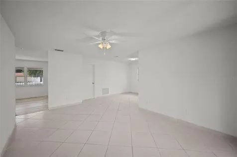 405 N Hawthorn Circle Winter Springs FL 32708