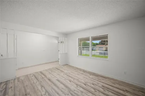 405 N Hawthorn Circle Winter Springs FL 32708