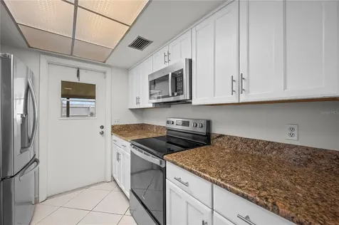 405 N Hawthorn Circle Winter Springs FL 32708