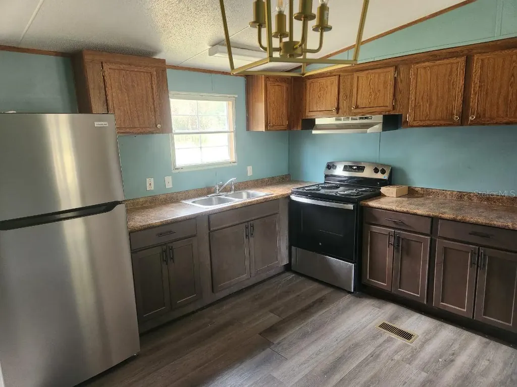 4066 SW County Road 138 Fort White FL 32038