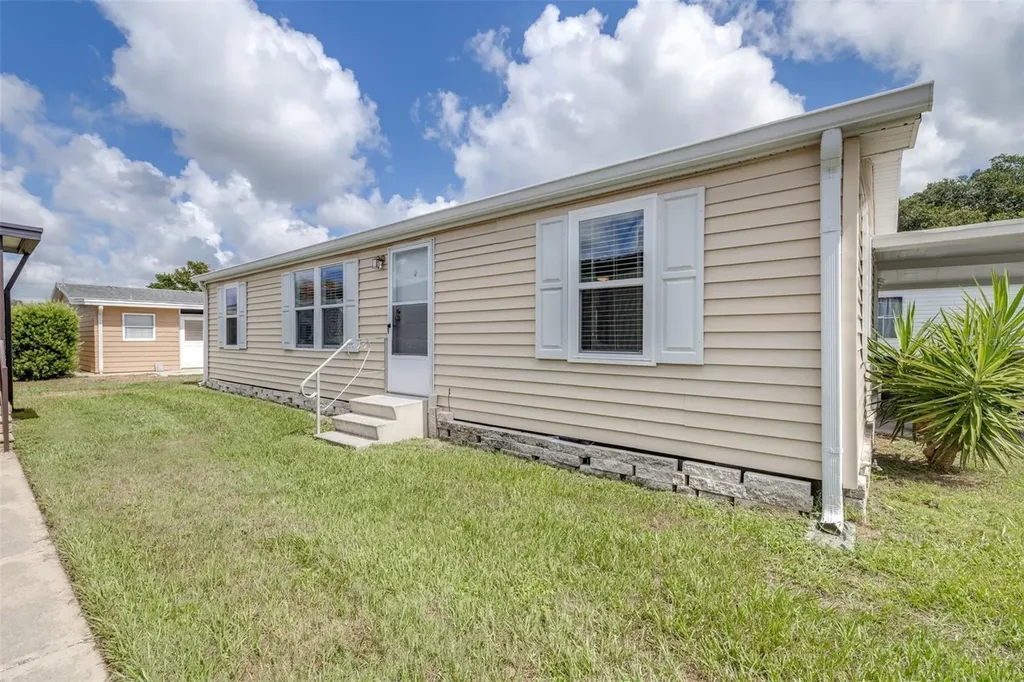 3041 Short Leaf Street Wesley Chapel FL 33543