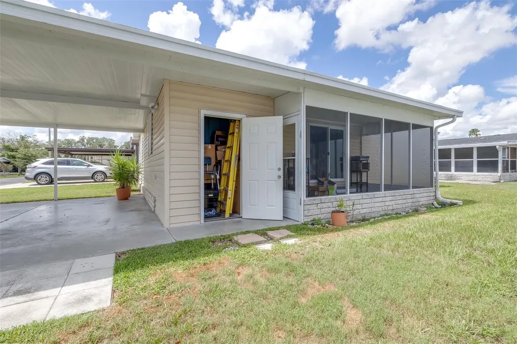3041 Short Leaf Street Wesley Chapel FL 33543