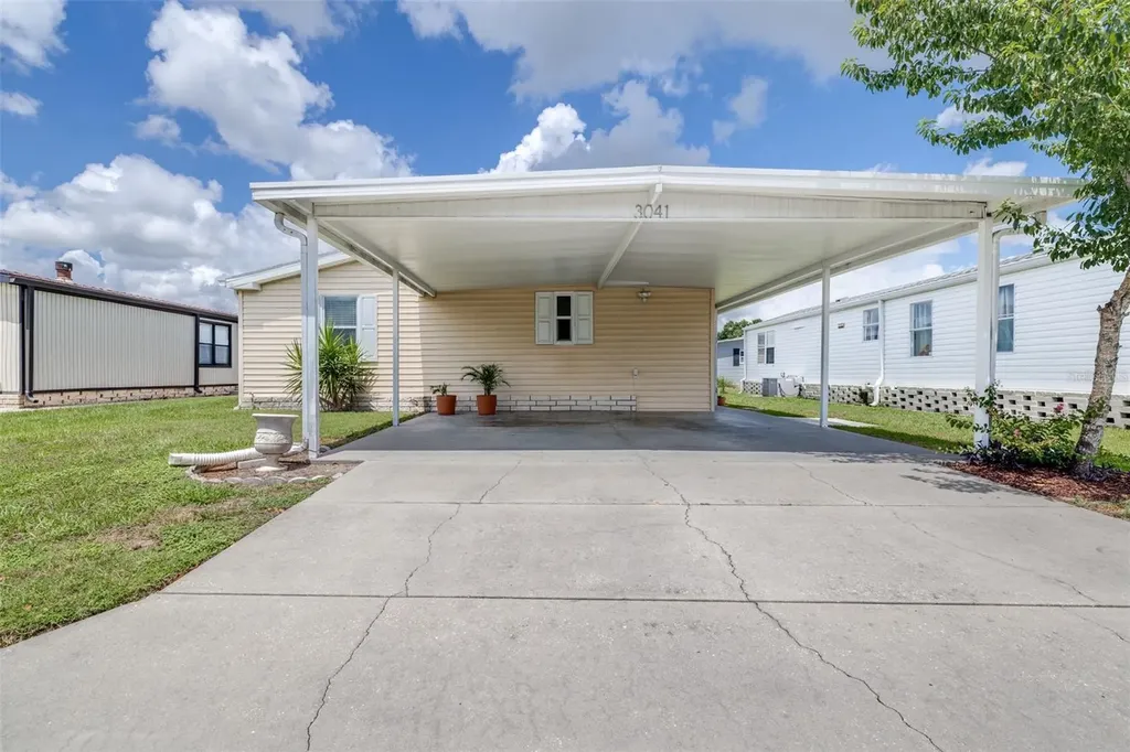 3041 Short Leaf Street Wesley Chapel FL 33543