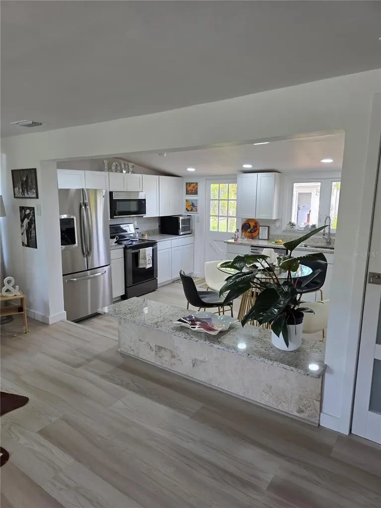 1205 Willis Avenue Sarasota FL 34232