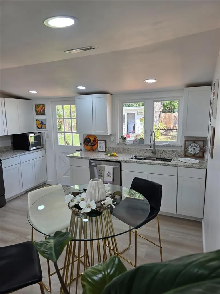 1205 Willis Avenue Sarasota FL 34232